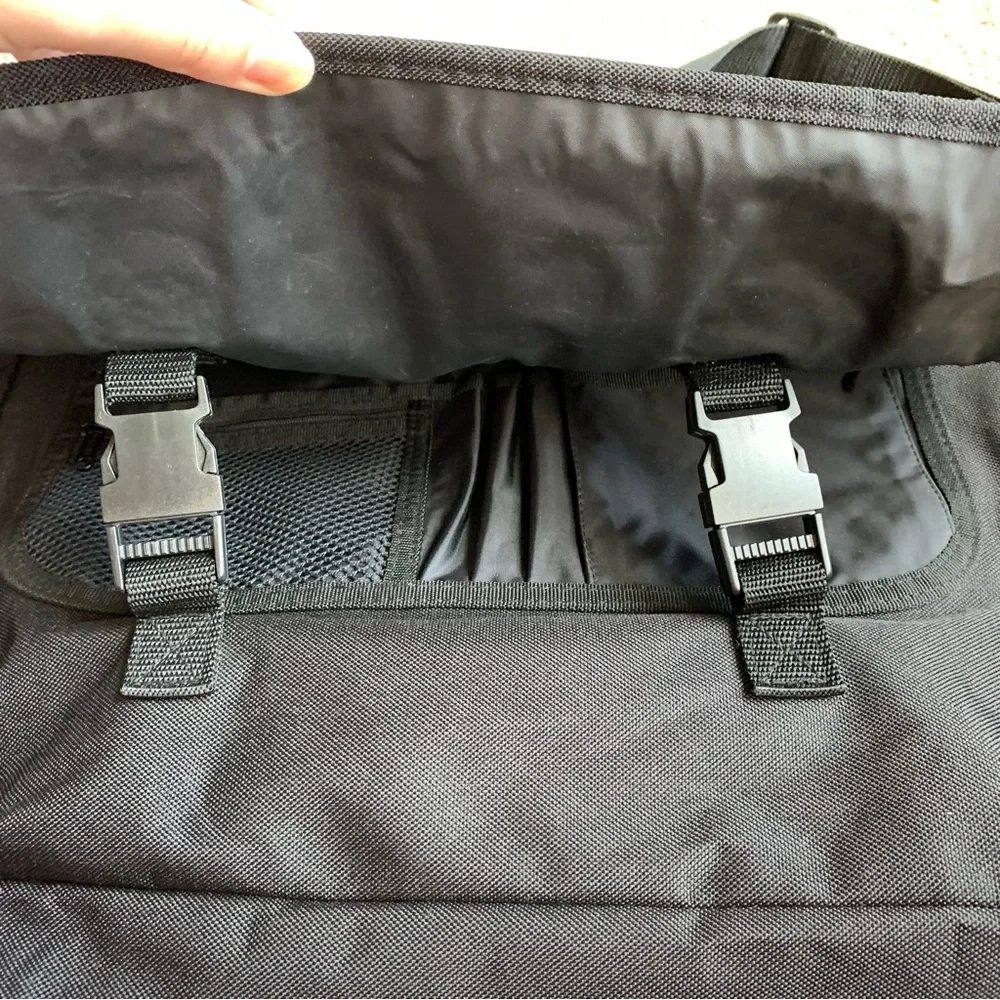 Gemline Black Shoulder Laptop Travel Bag
